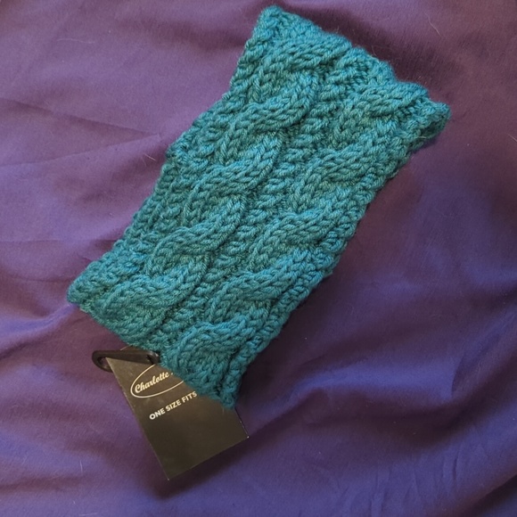 Knitted Turquoise headband with flower - Picture 2 of 2
